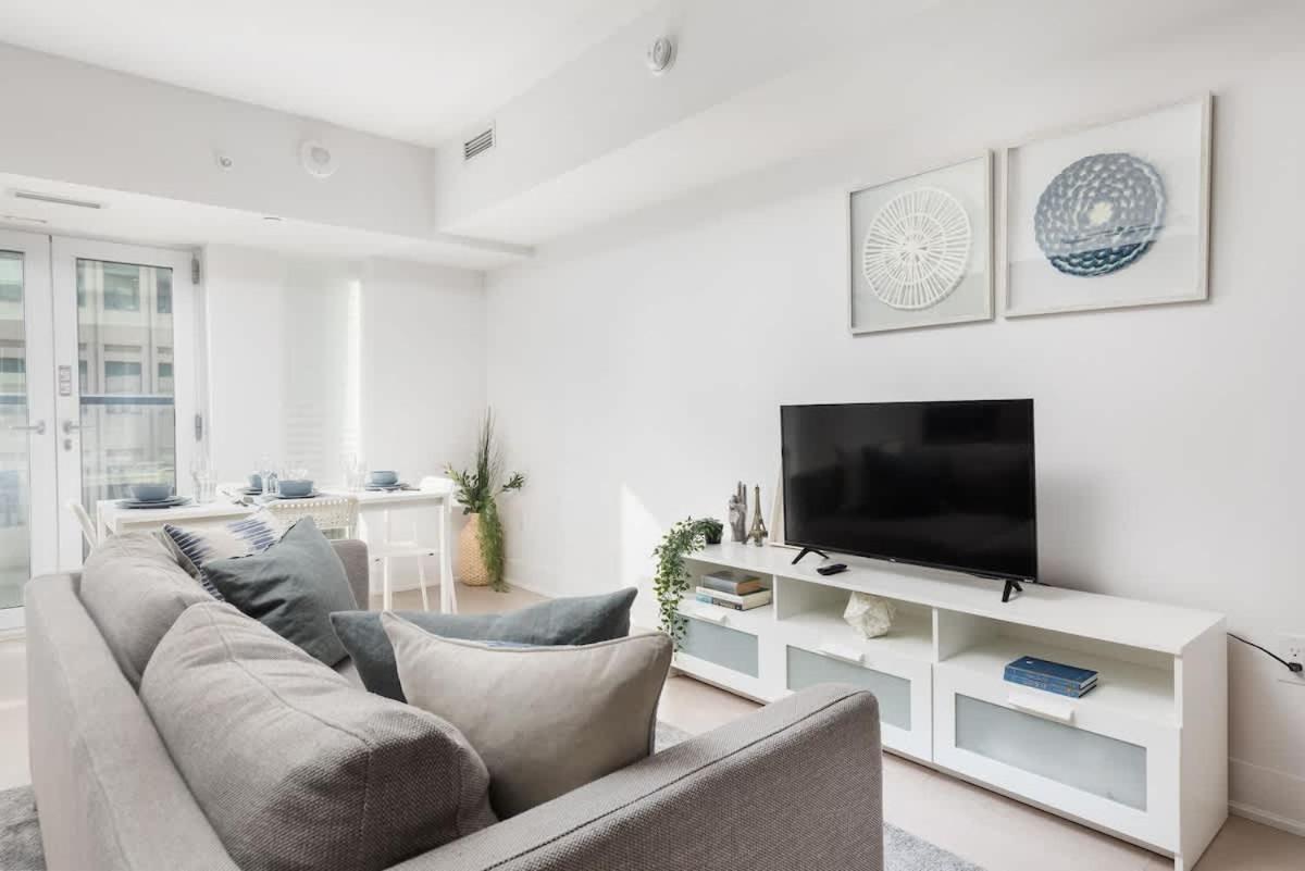 Practical Downtown 3 Beds Uoft Apartment *