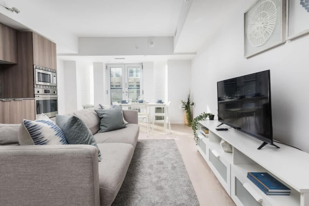 Apartment Practical Downtown 3 Beds Uoft Toronto