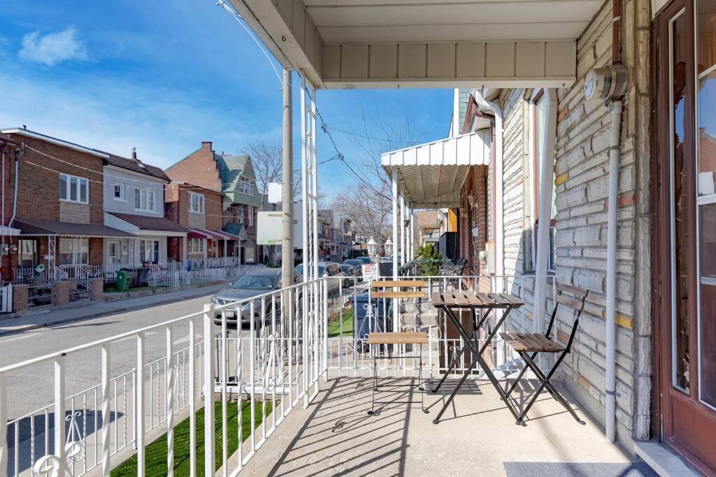 Charming 4 Bed With 2parking *