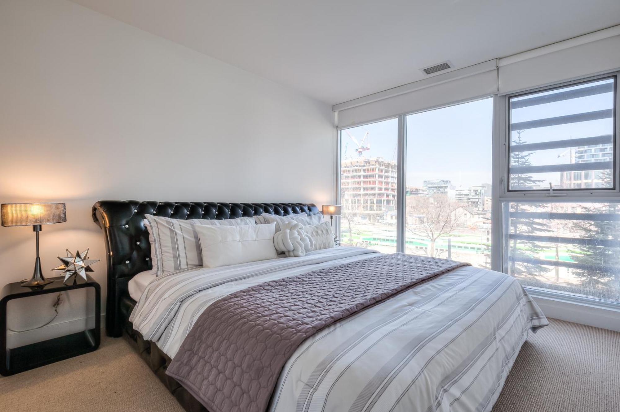 4br Townhouse Premium Double Story Loft Townhouse Toronto