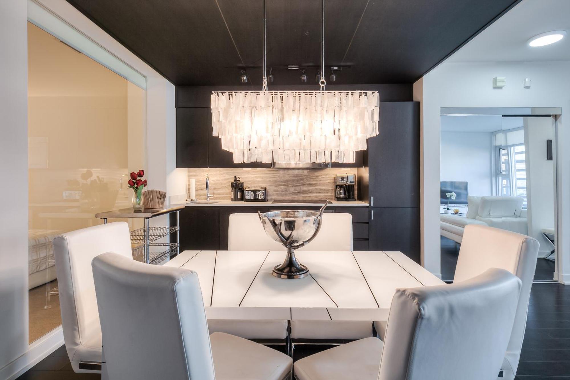 4br Townhouse Premium Double Story Loft Townhouse Apartment Toronto