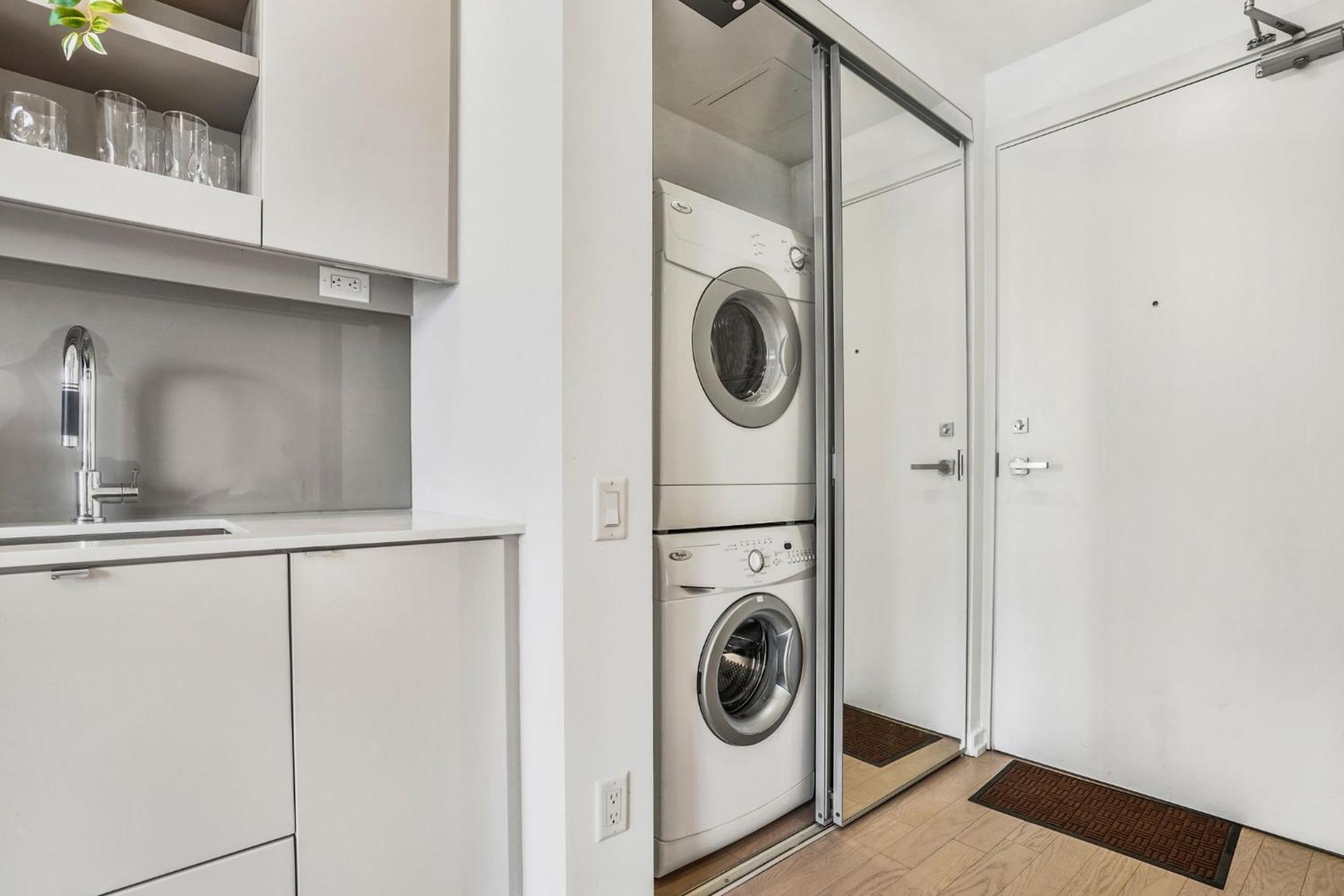 Apartment Toronto Luxe Suite - Location Score 10 - Easter Retreat