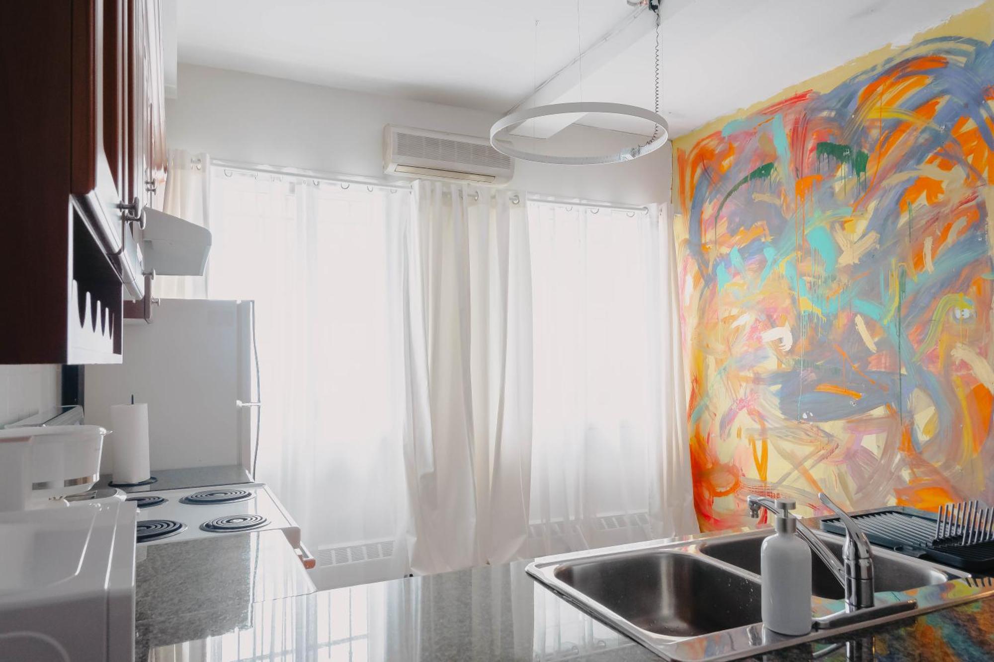 Lum The Queen Hotel 4*