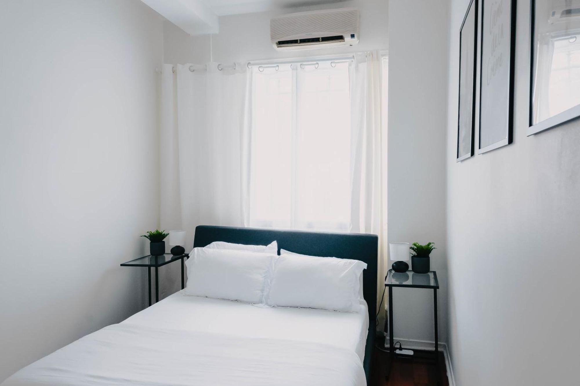 Lum The Queen Hotel