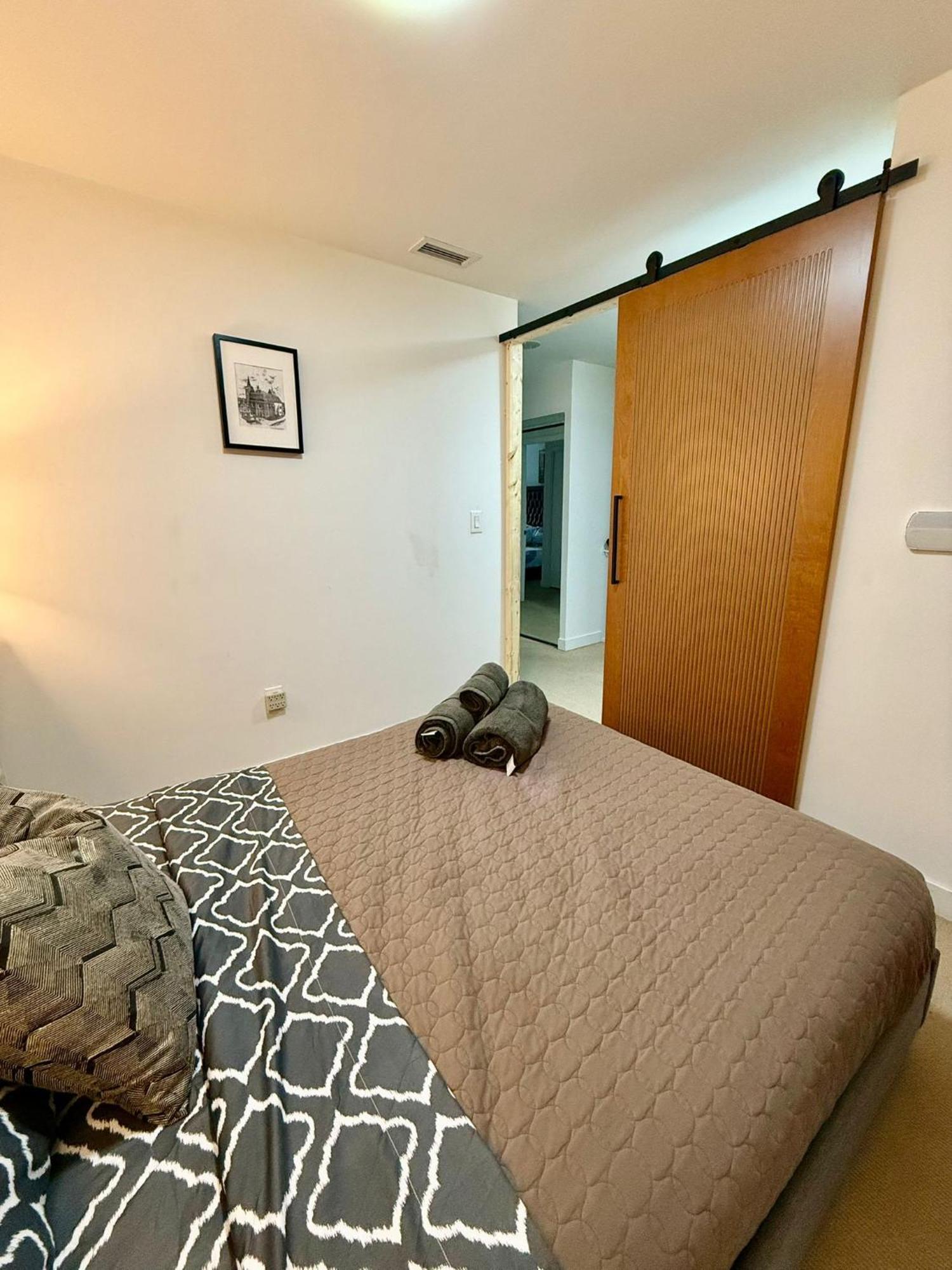 4br Townhouse Premium Double Story Loft Townhouse