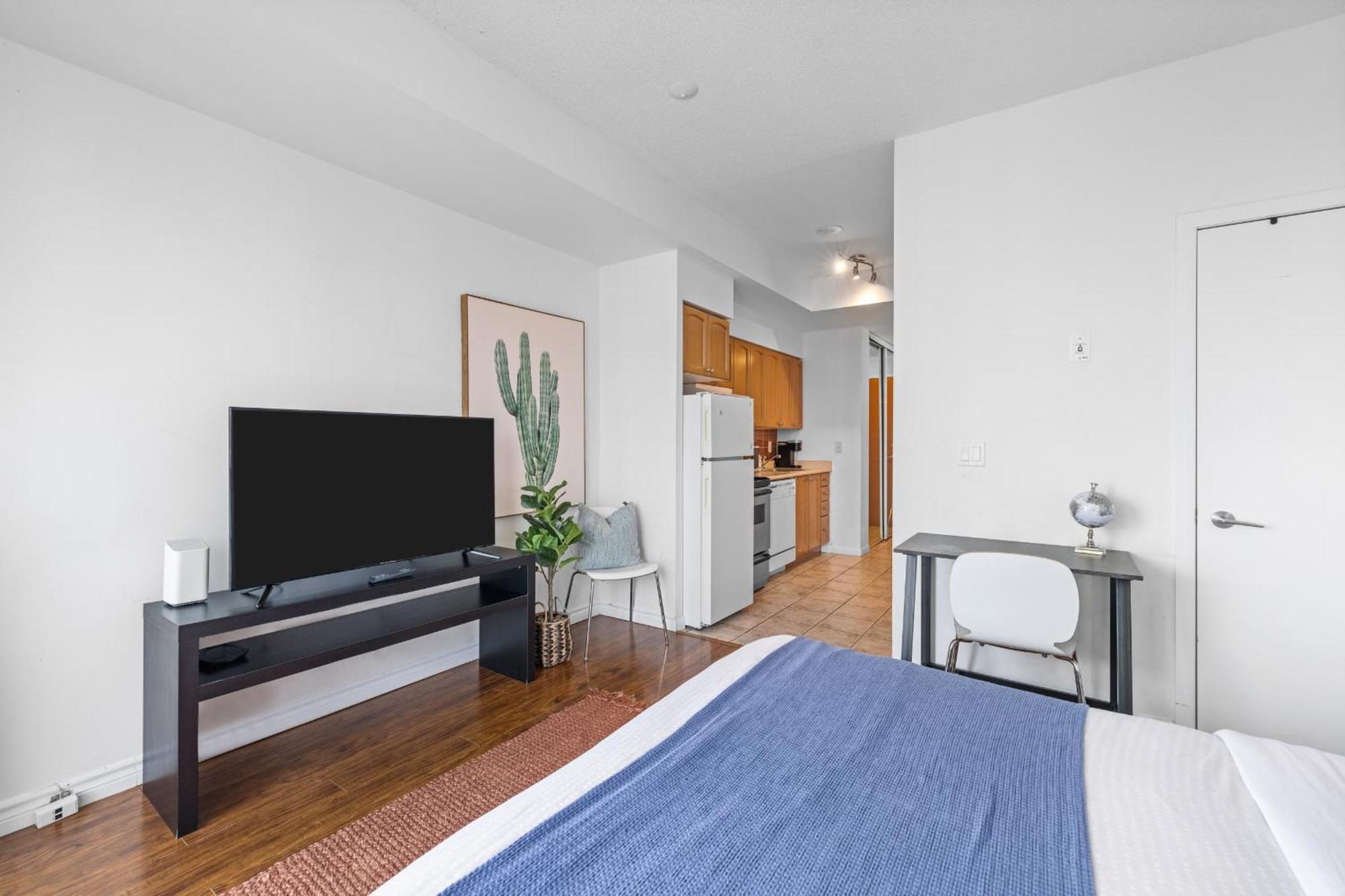 Apartment Oasis In The Heart Of To