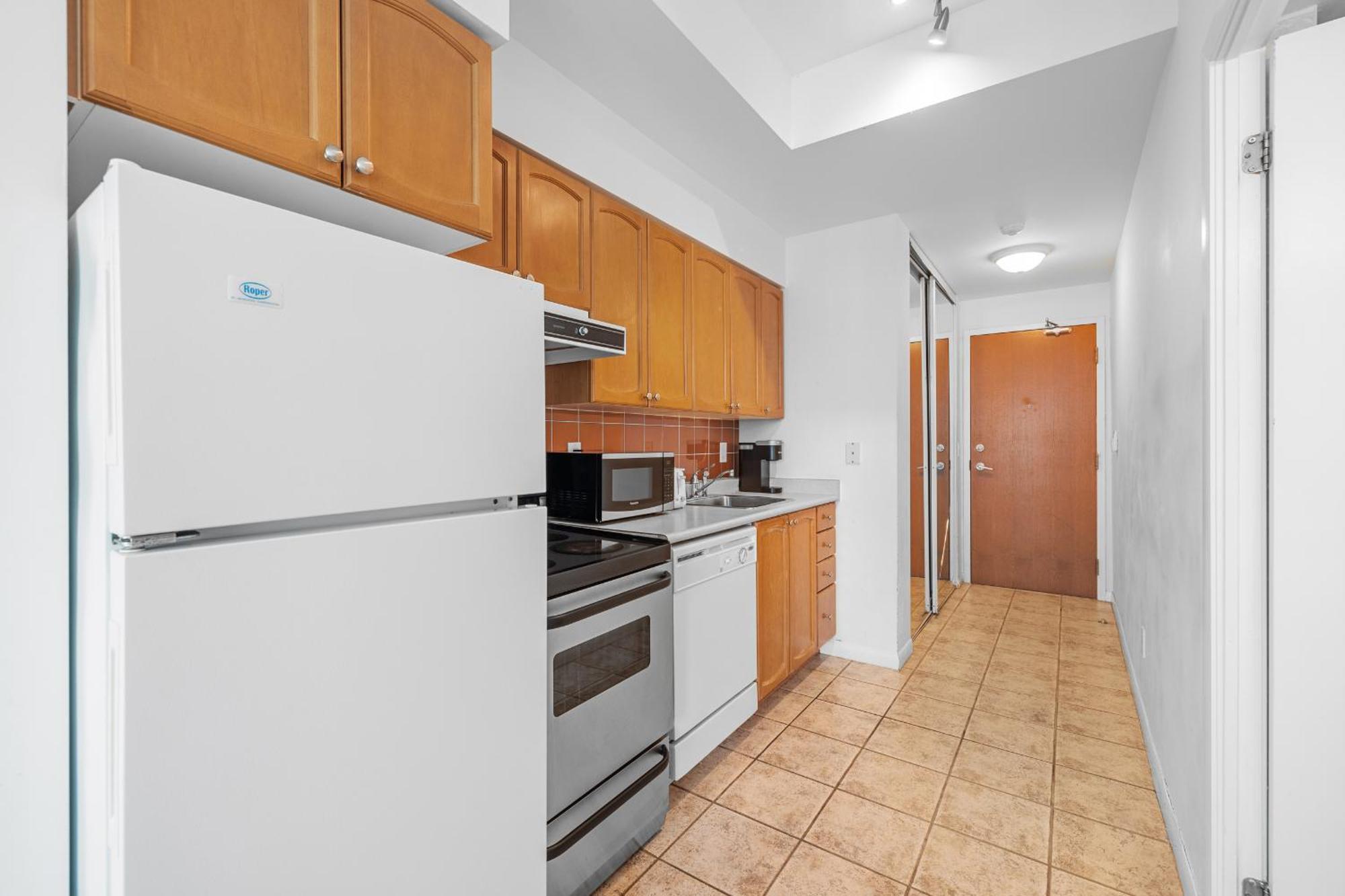 Apartment Oasis In The Heart Of To