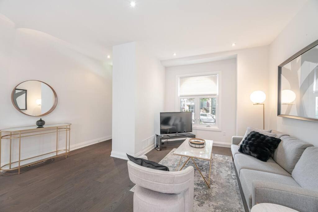 Villa Brand New Luxury 5 Bed Oasis In The Heart Downtown Toronto