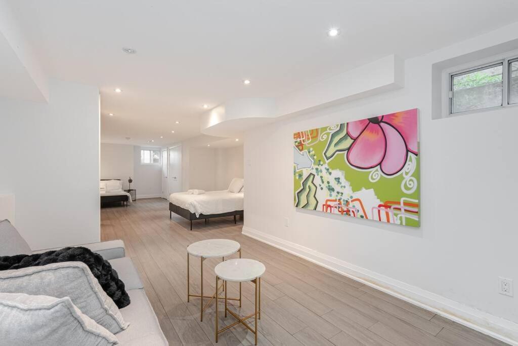 Brand New Luxury 5 Bed Oasis In The Heart Downtown Villa Toronto