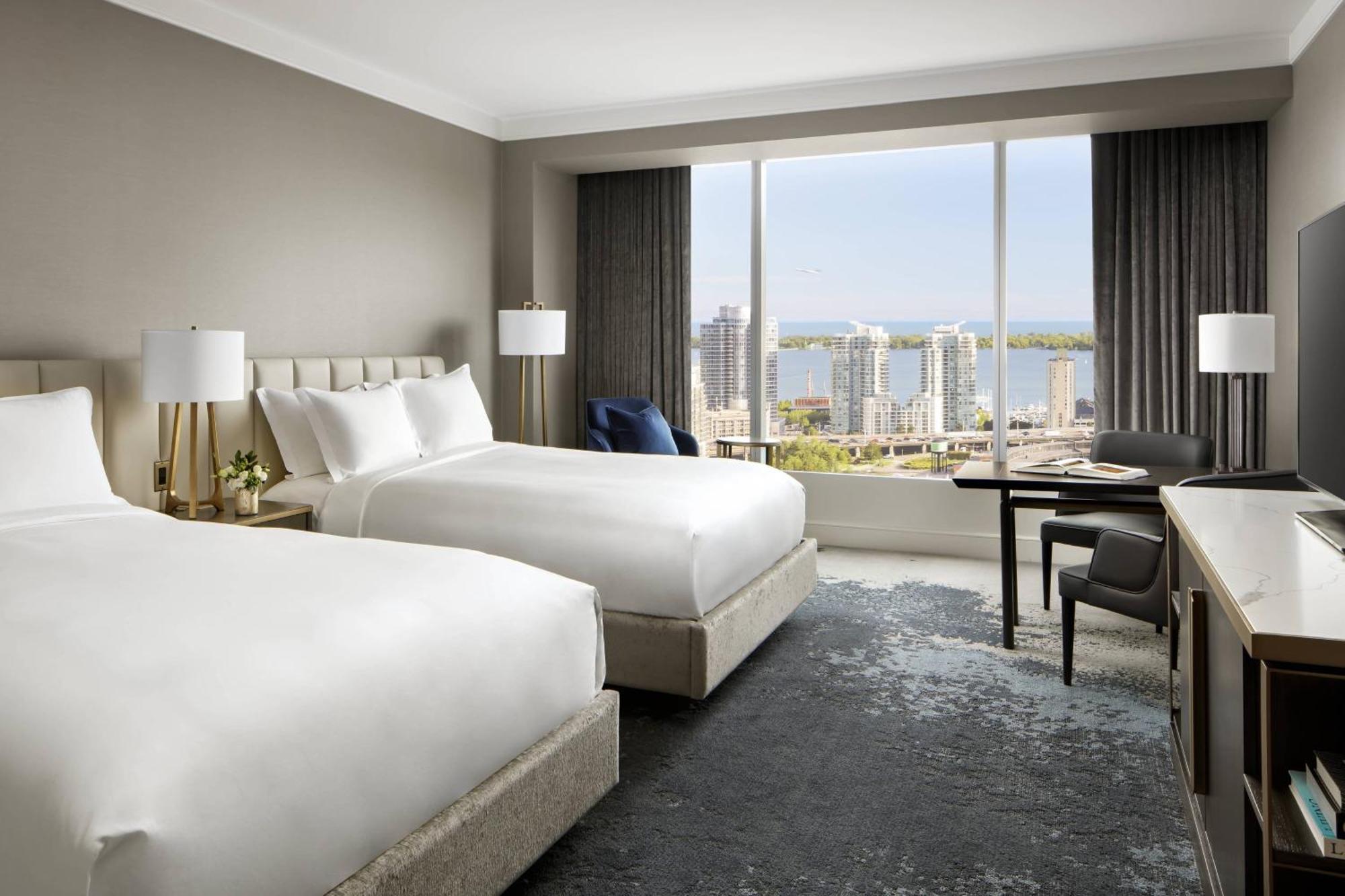 The Ritz-carlton, Hotel