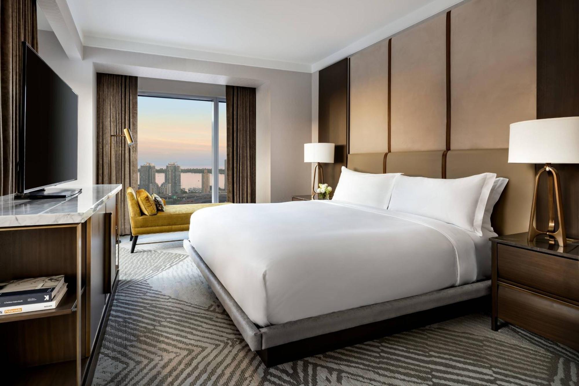 Hotel The Ritz-carlton, 5*