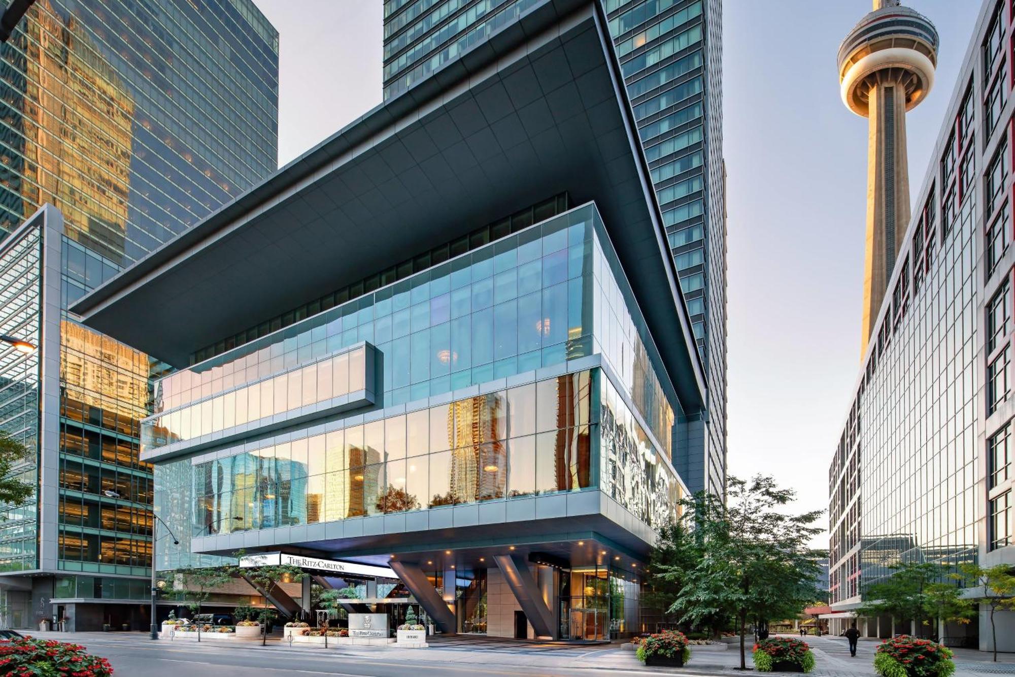 The Ritz-carlton, Hotel