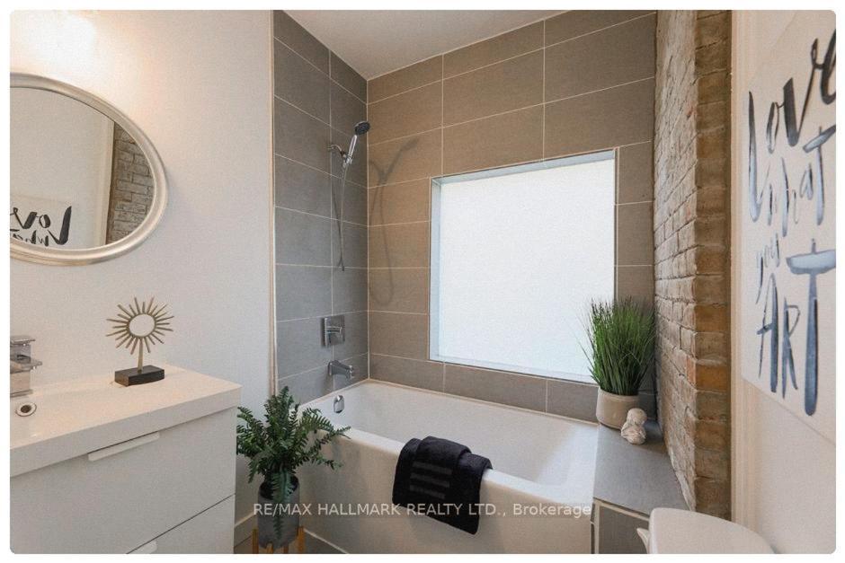 The - Private Cozy 1 Bhr On Main Floor Toronto
