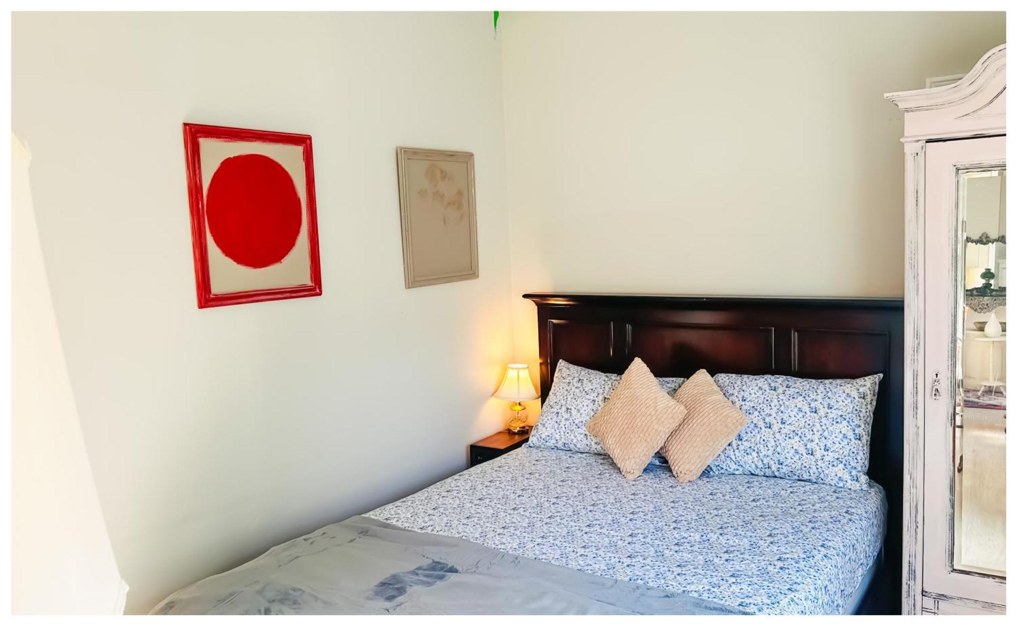 The - Private Cozy 2bhr On Main Floor *