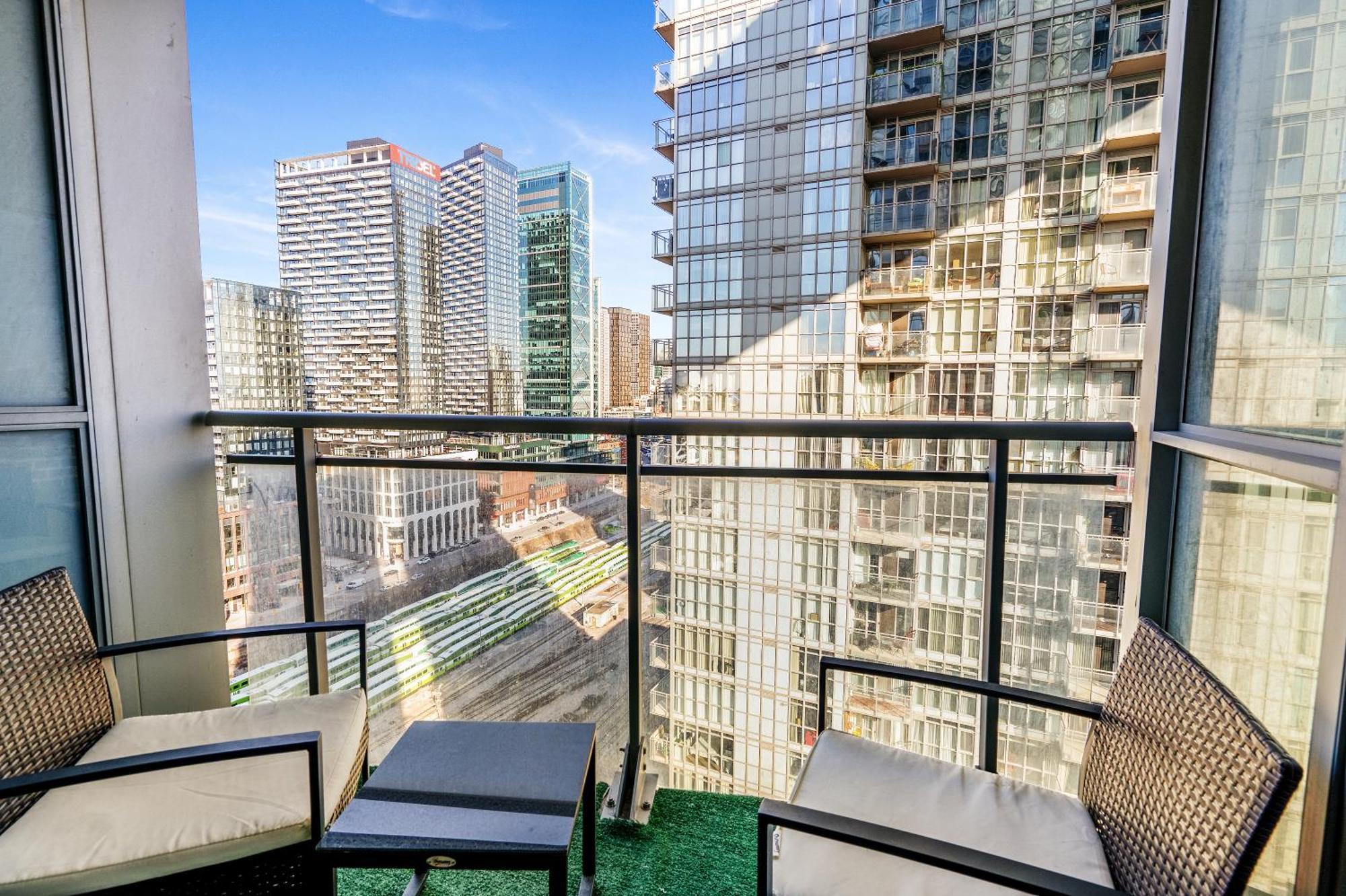 Apartment Exquisite By Cn Tower With Parking *