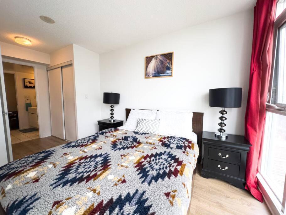 Lakeview 2 Beds Cn Tower Free Parking *