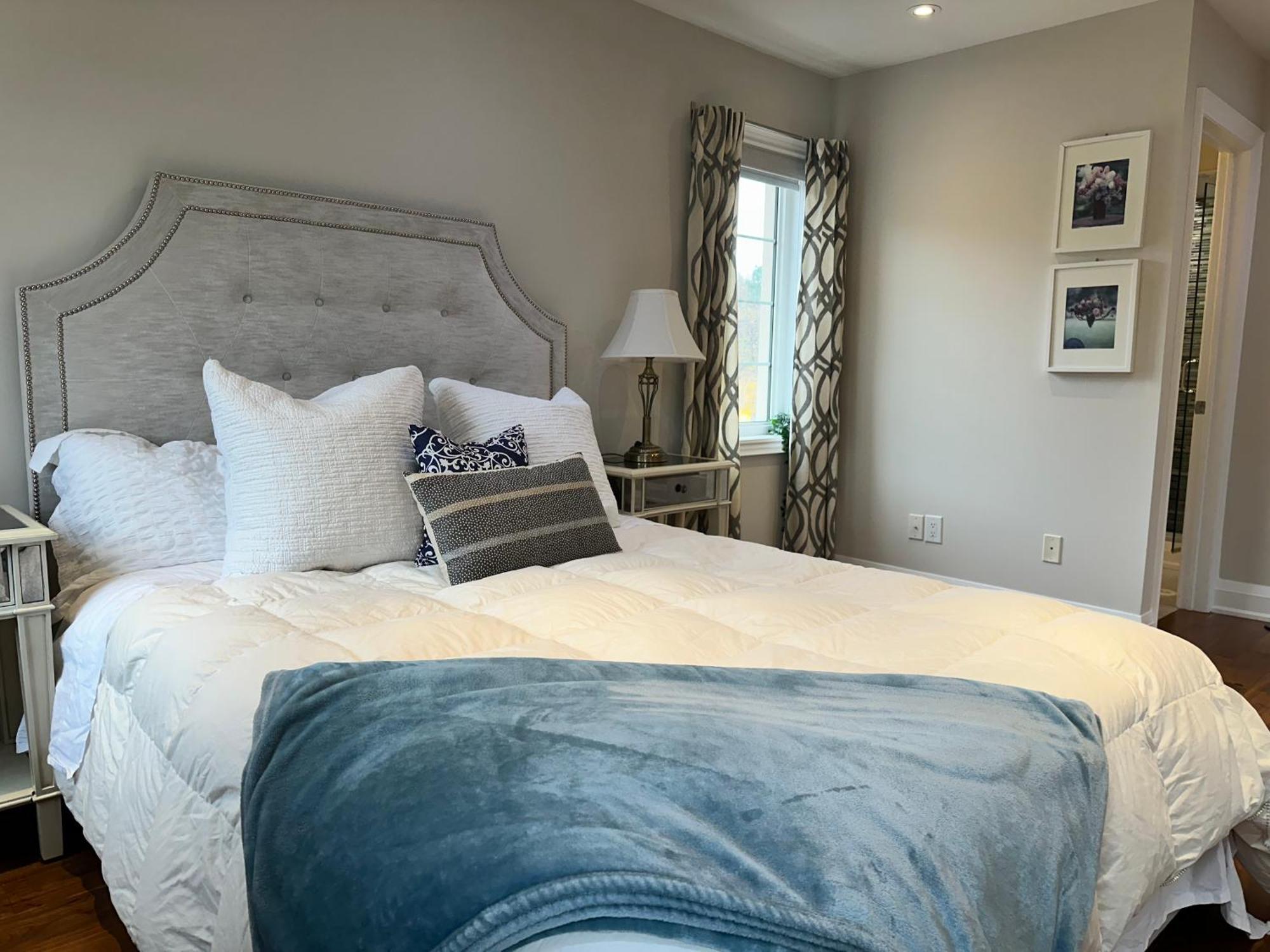Holiday home Immaculate Executive Townhouse 3br&3ba At Lawrence Park Toronto