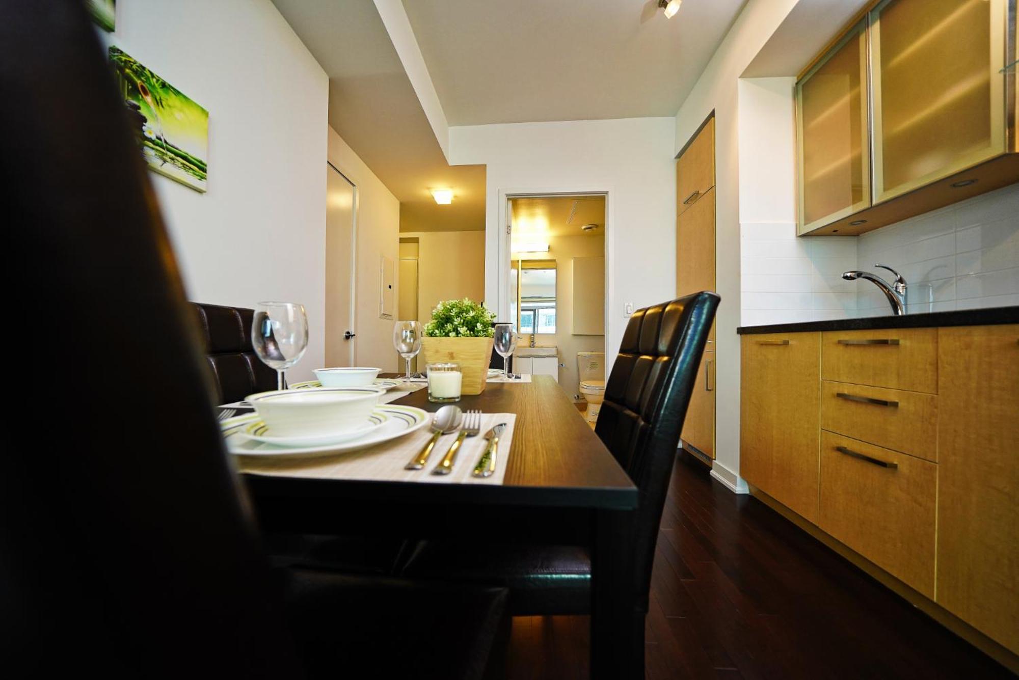 Rivetstays - The York *