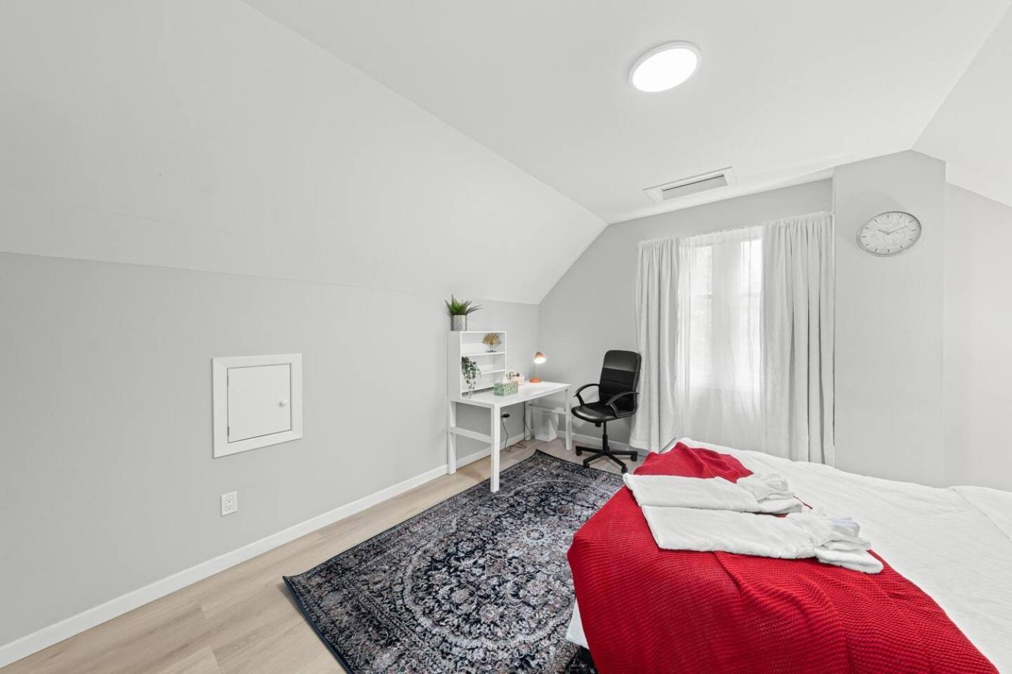 Guest house Private Cozy With Free Parking
