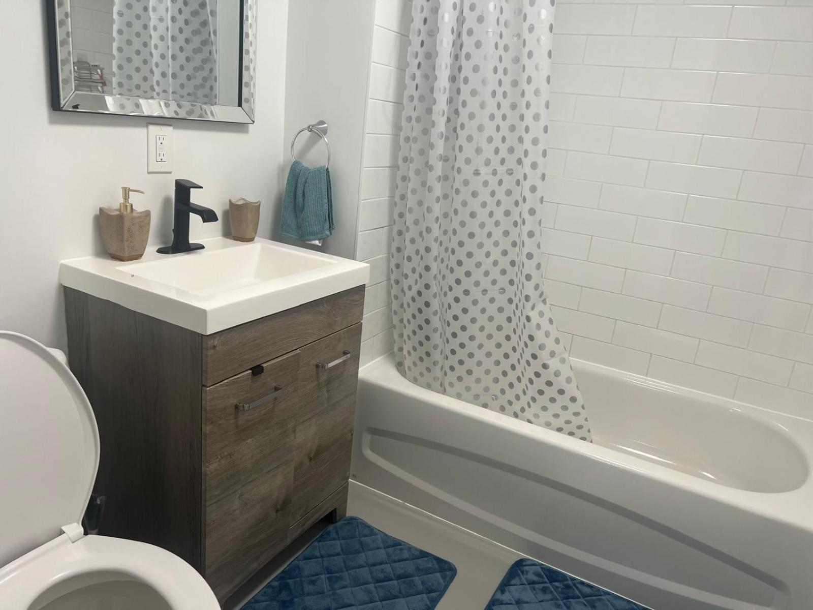Apartment Hidden Gem W/ Free Parking