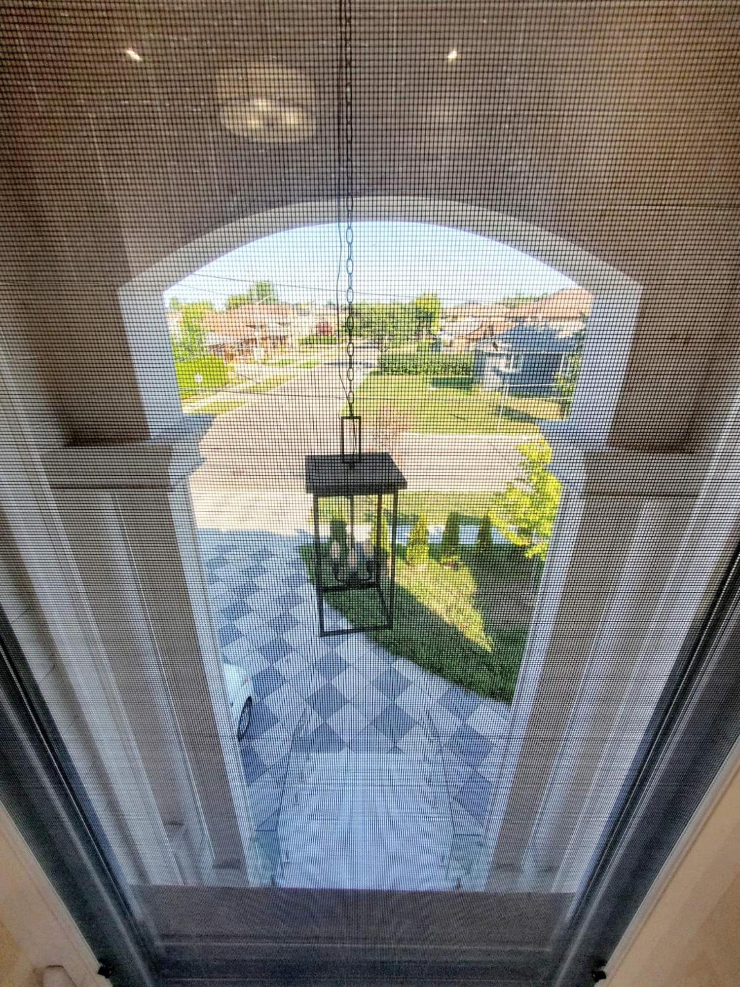 Comfortable In Next To Yorkdale Mall