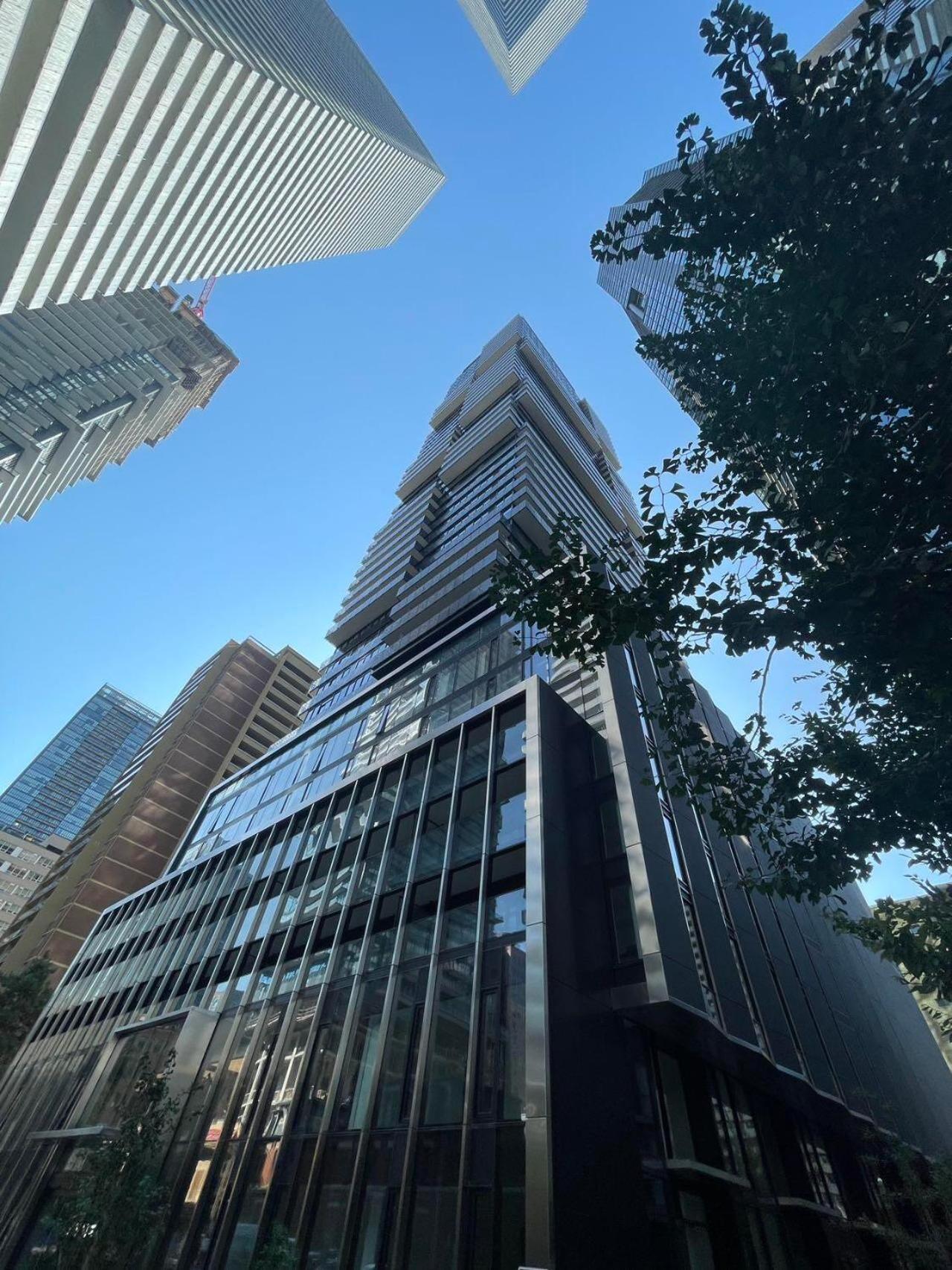 Apartment Infivilla Boutique Penthouse-live In The Sky With Amazing Lakeview! Downtown Toronto!b *