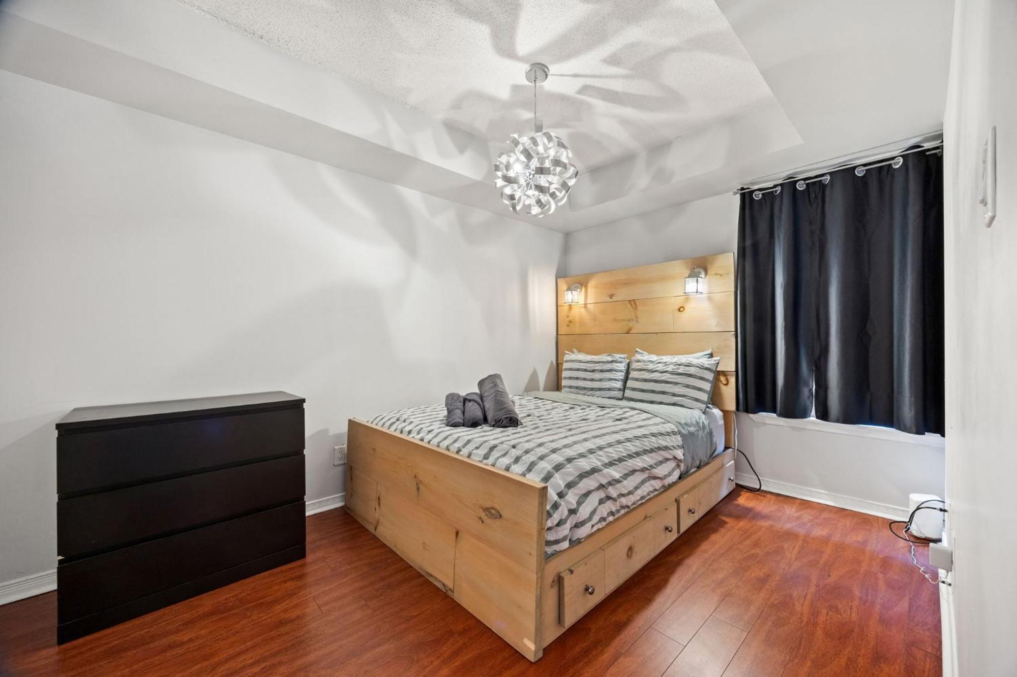 Liberty Village Townhouse Aparthotel *