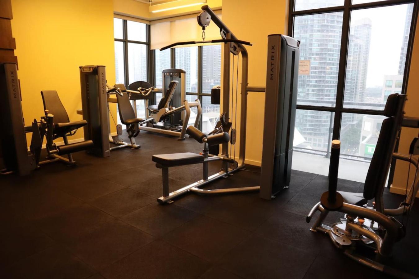 Holiday home Dt 1br With Rogers Centre And Cn Tower View And Parking
