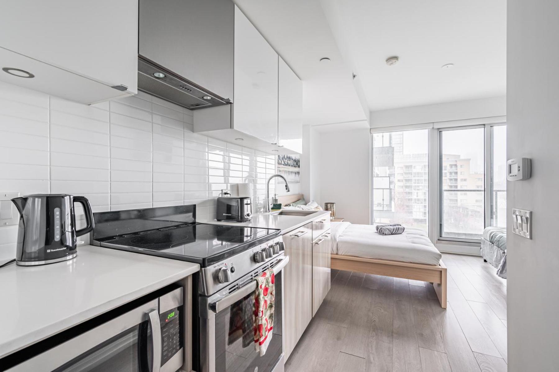 Jarvis Studio Apartment *