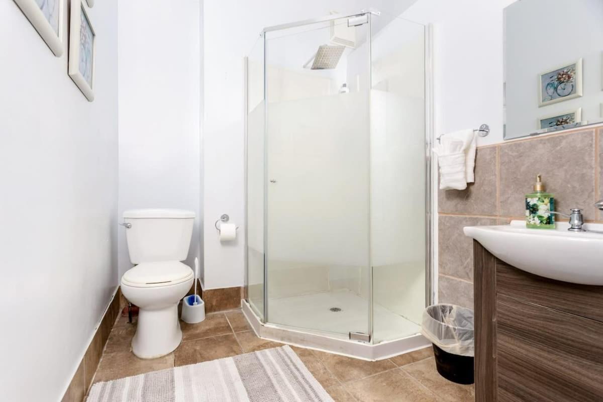 Great Kensington Market 2br Apartment *
