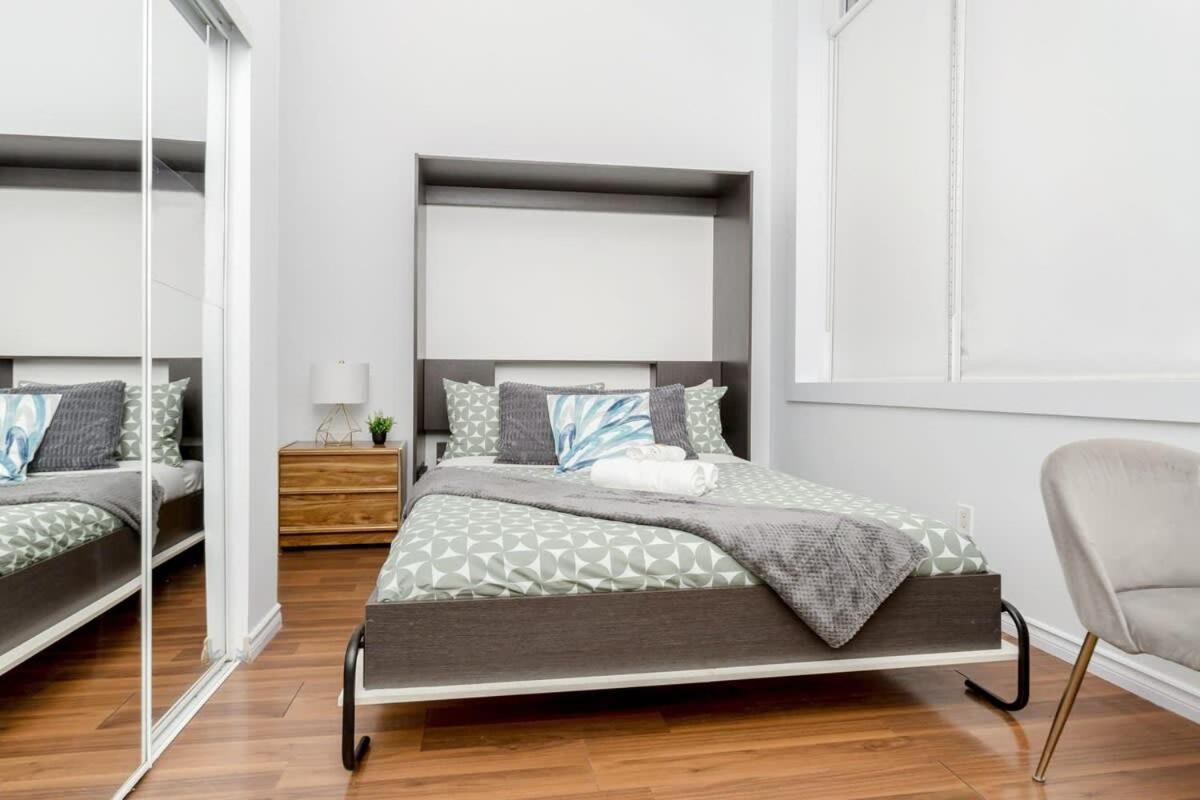 Apartment Great Kensington Market 2br Toronto