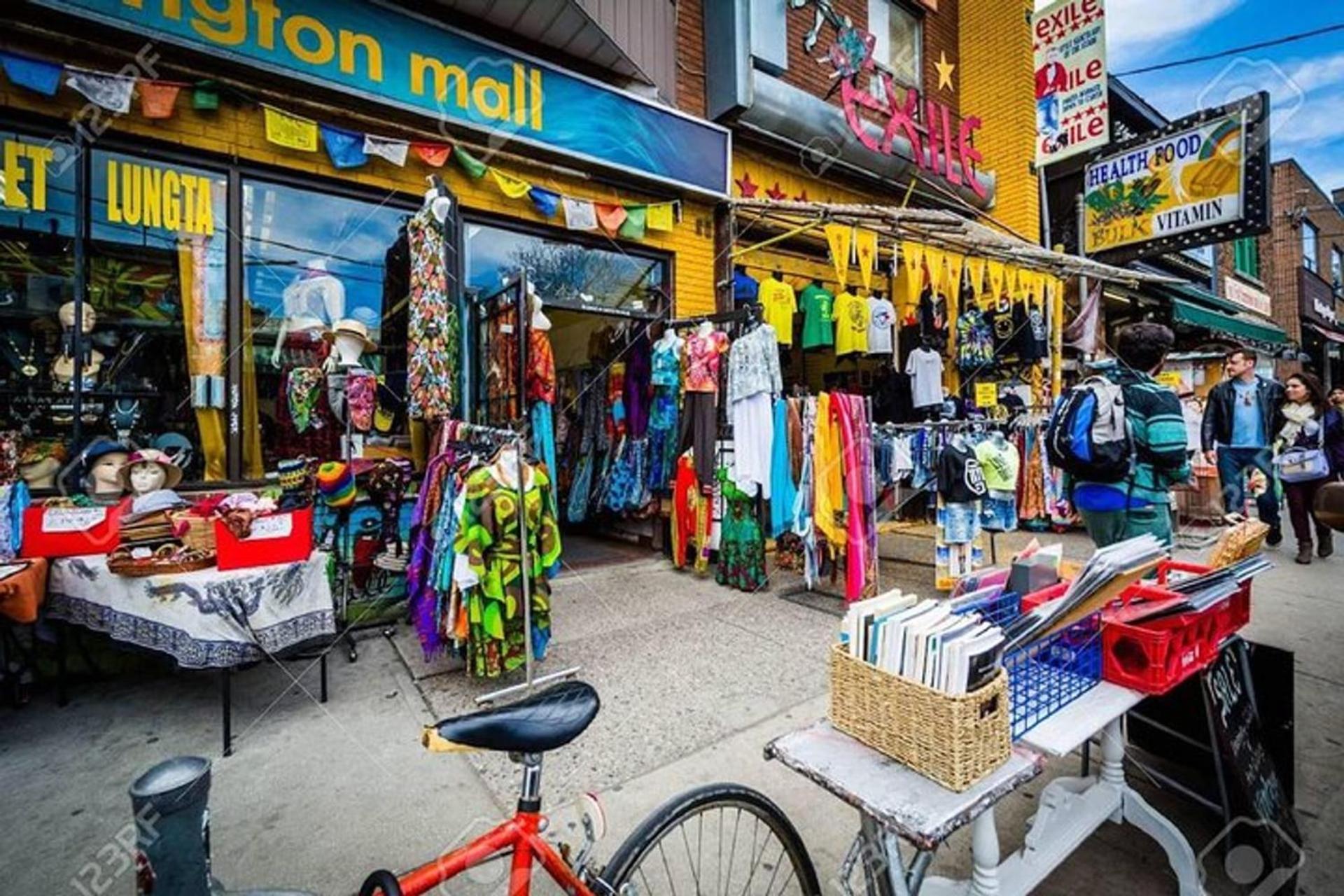 Great Kensington Market 2br Toronto