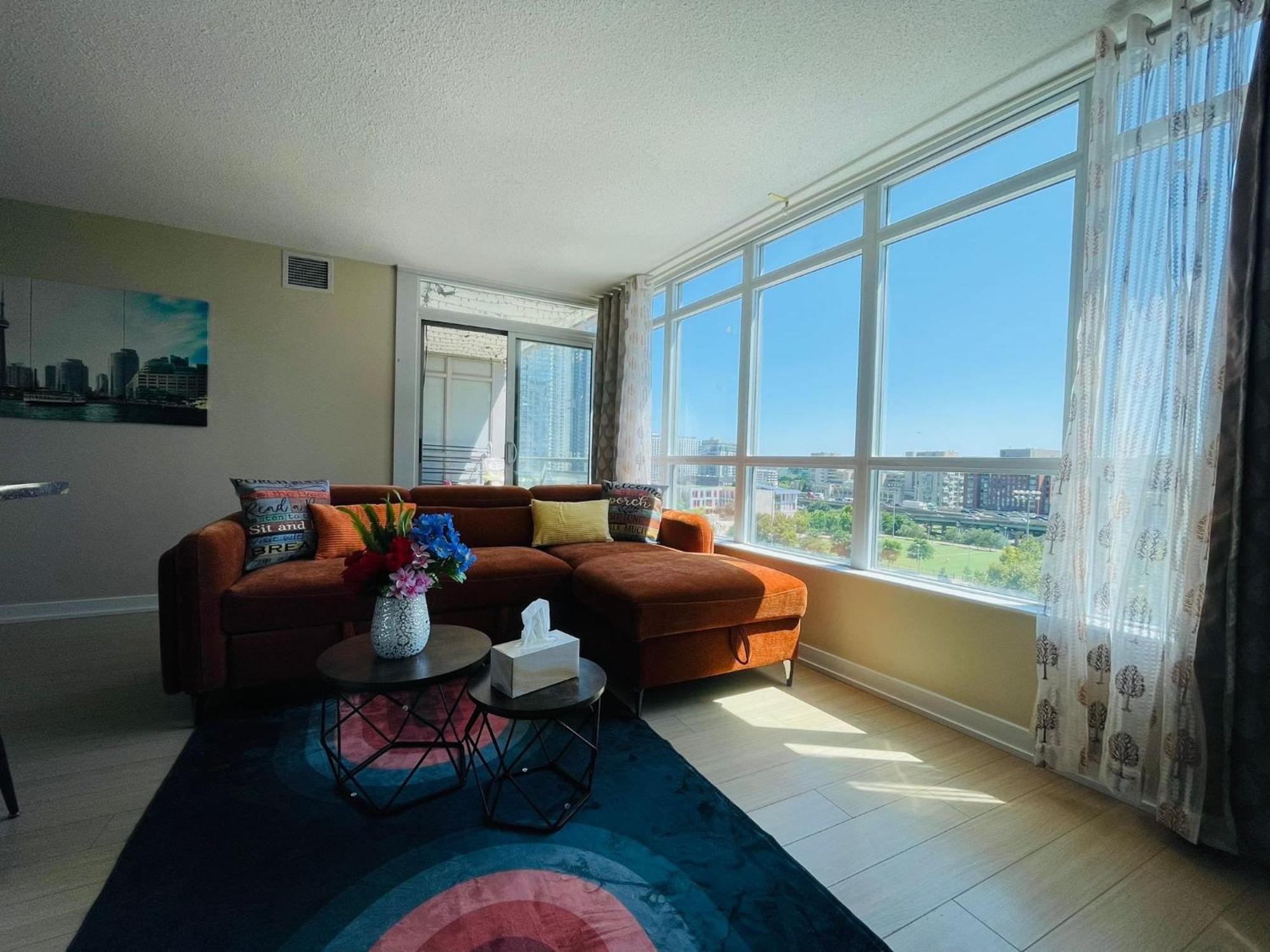 Luxury Apartment Downtown Toronto - Near Cn Tower