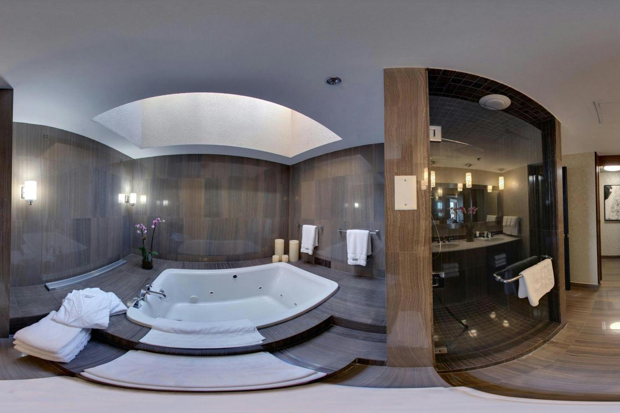 The Westin Airport Hotel Toronto