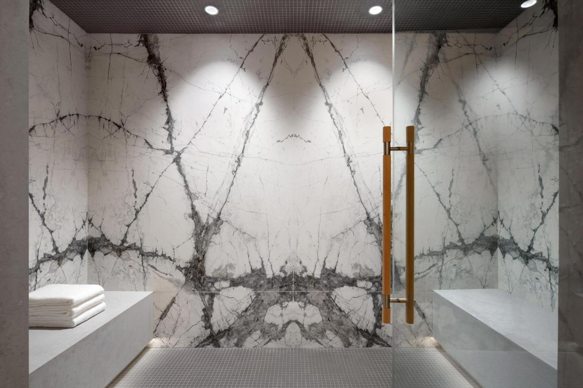 Hotel The St. Regis Toronto