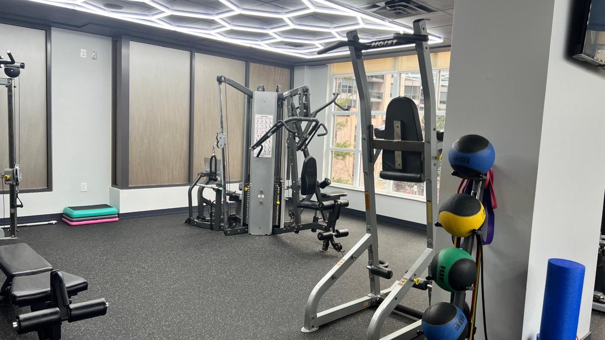- With Yonge Street View And 3 Star Amenities