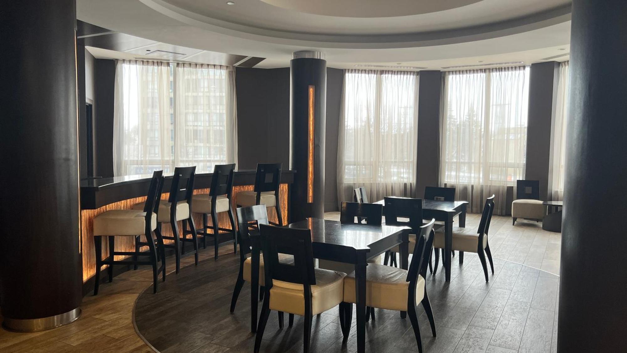 Homestay - With Yonge Street View And 3 Star Amenities Toronto