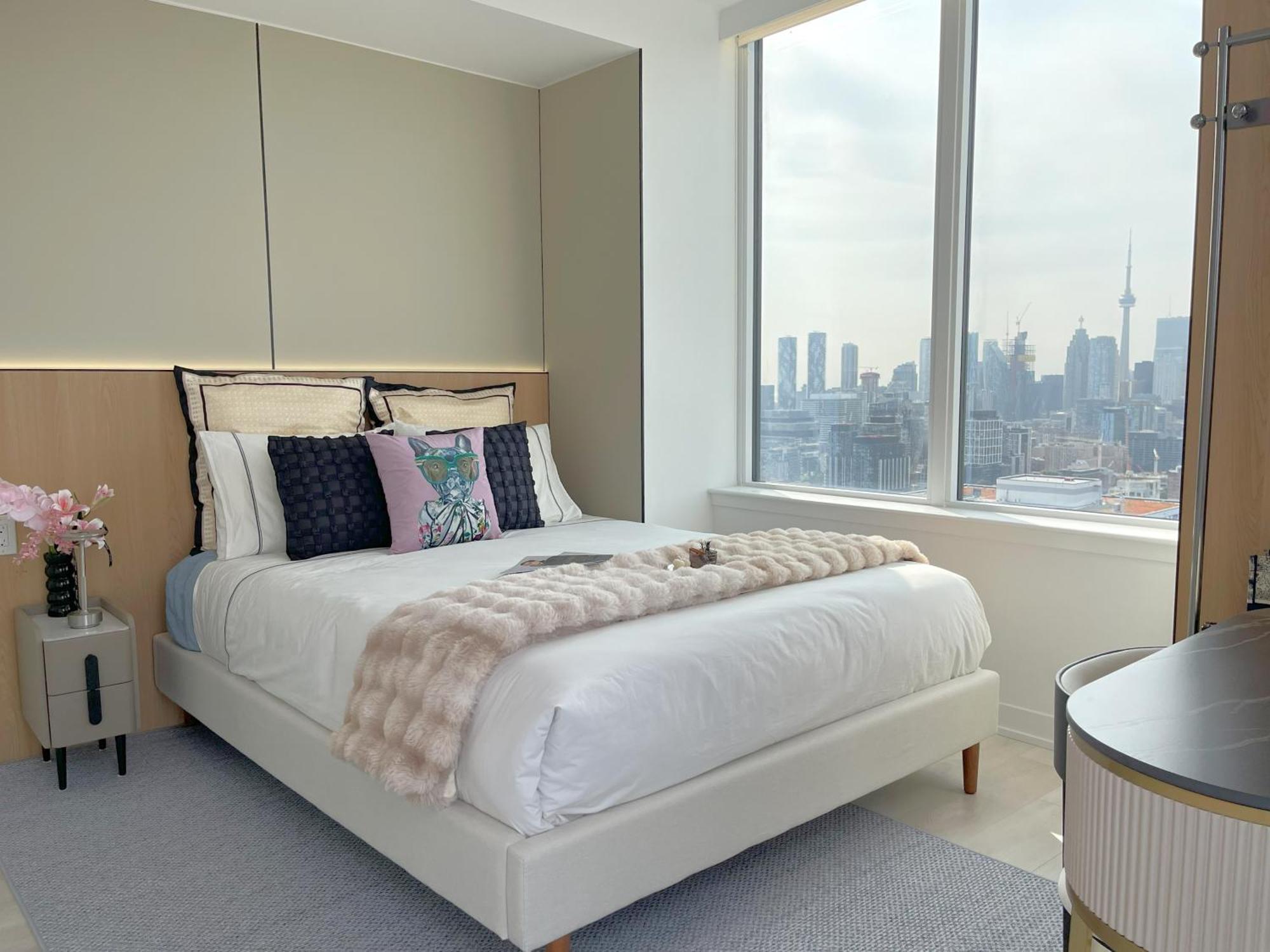 Aparthotel Deluxe Penthouse Two Bedrooms Skyline Cn Tower Lakeview Dt Toronto