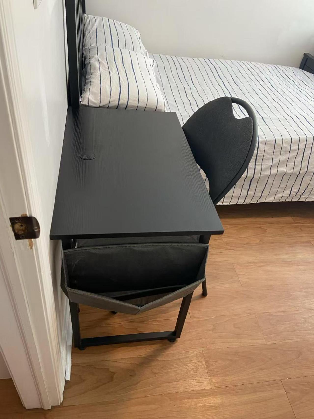 Double With Shared Bathroom 536b Toronto