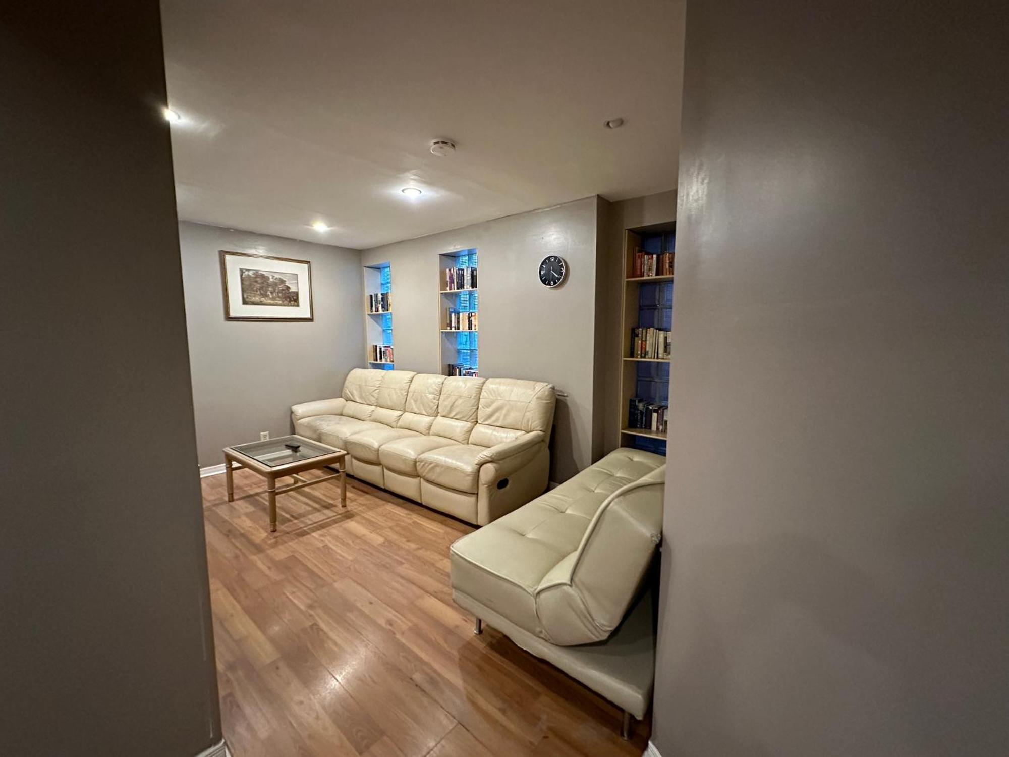 Nox Hostel Toronto