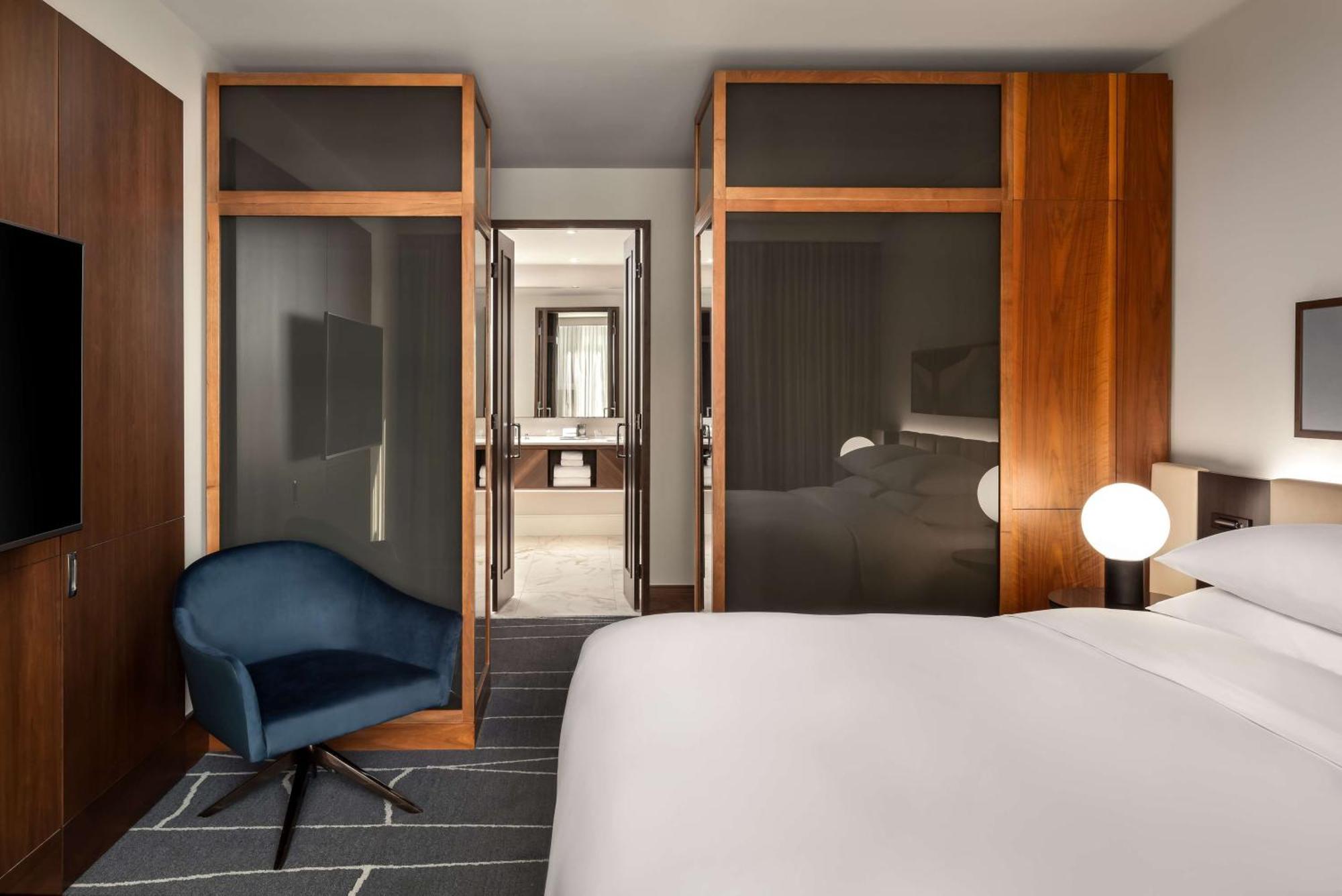 Park Hyatt 5*