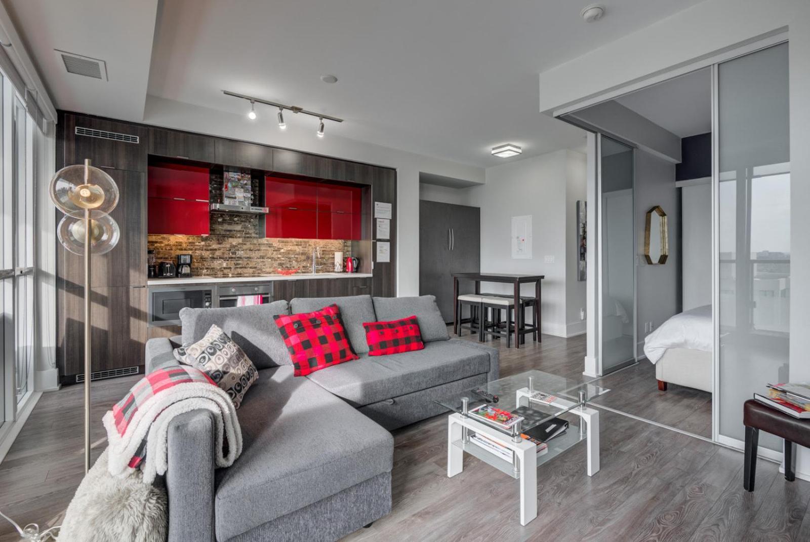 Cn Lovers Apartment Toronto