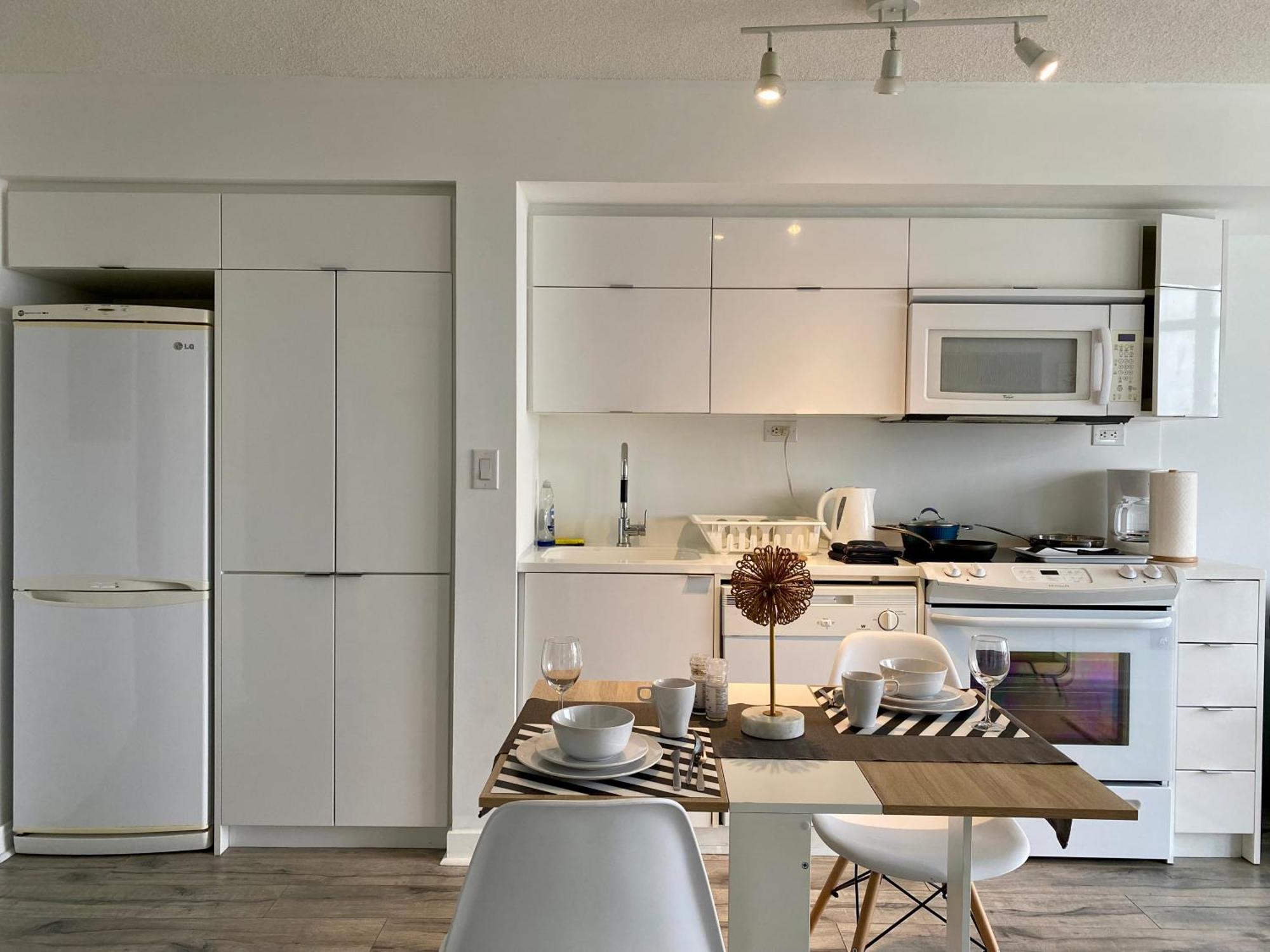 Apartment The - 2br Comfort Toronto