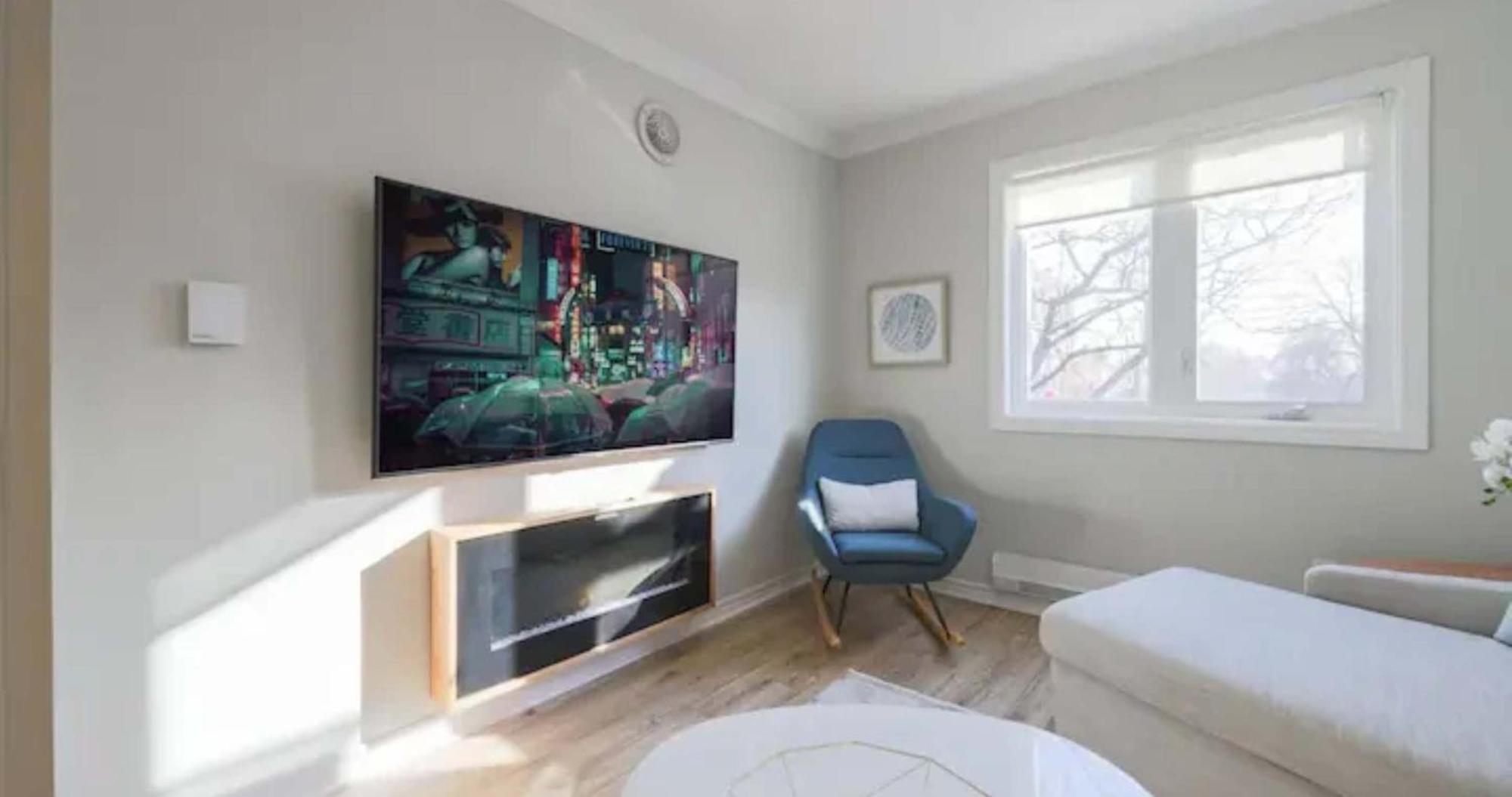 Casa Queen East - Modern 2br In Leslieville