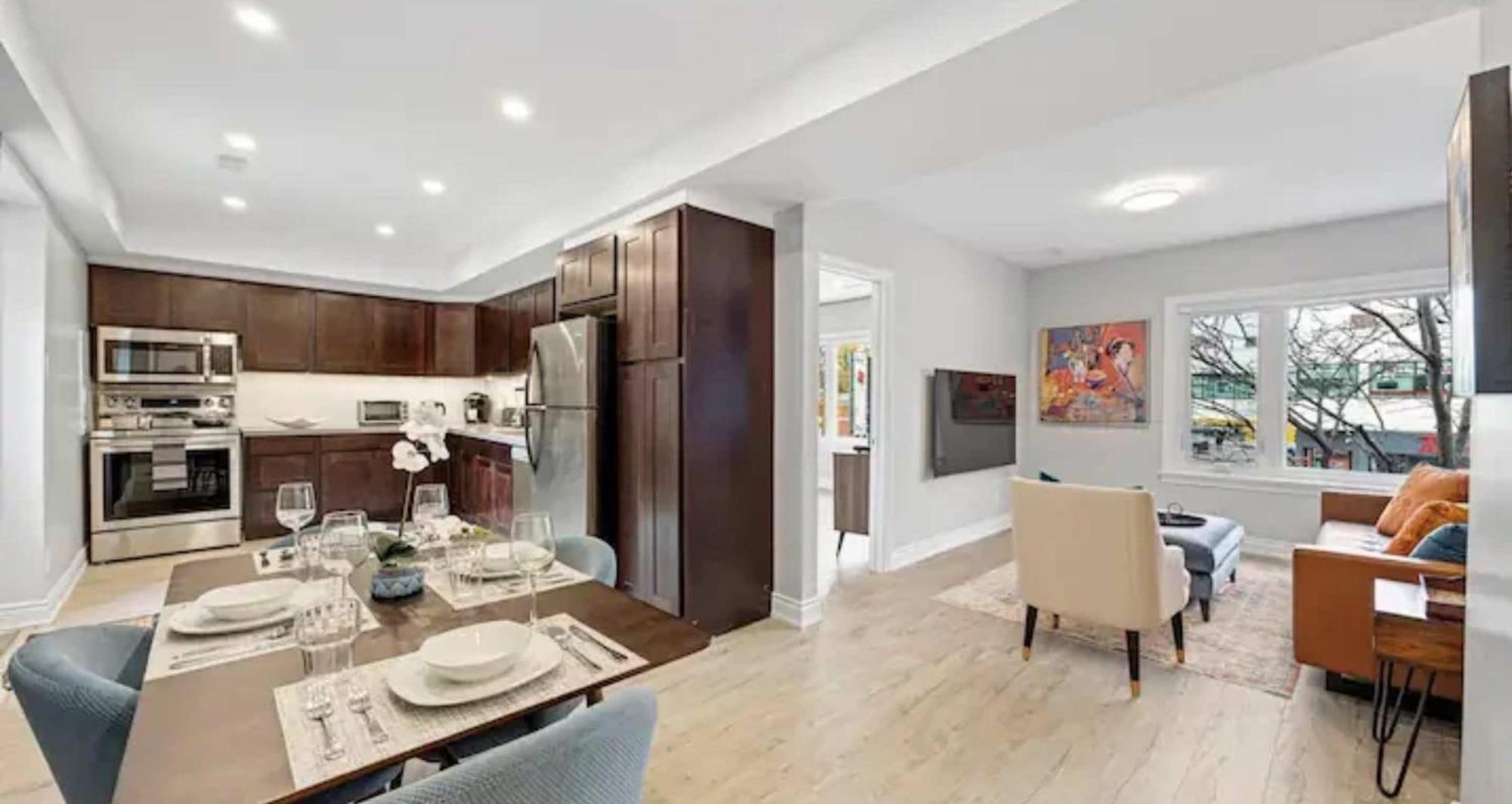 Casa St Clair - -style W Lrg Patio * Toronto