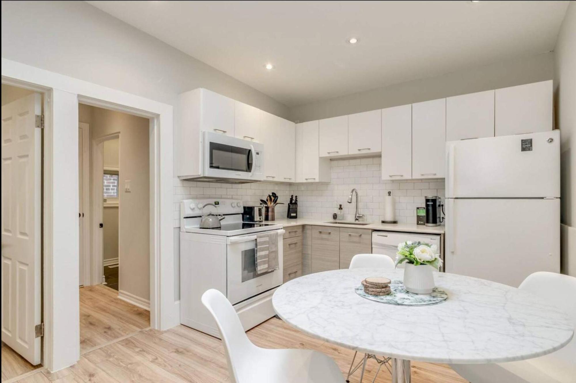 Hotel Casa Queen - Unique 2br In Leslieville *