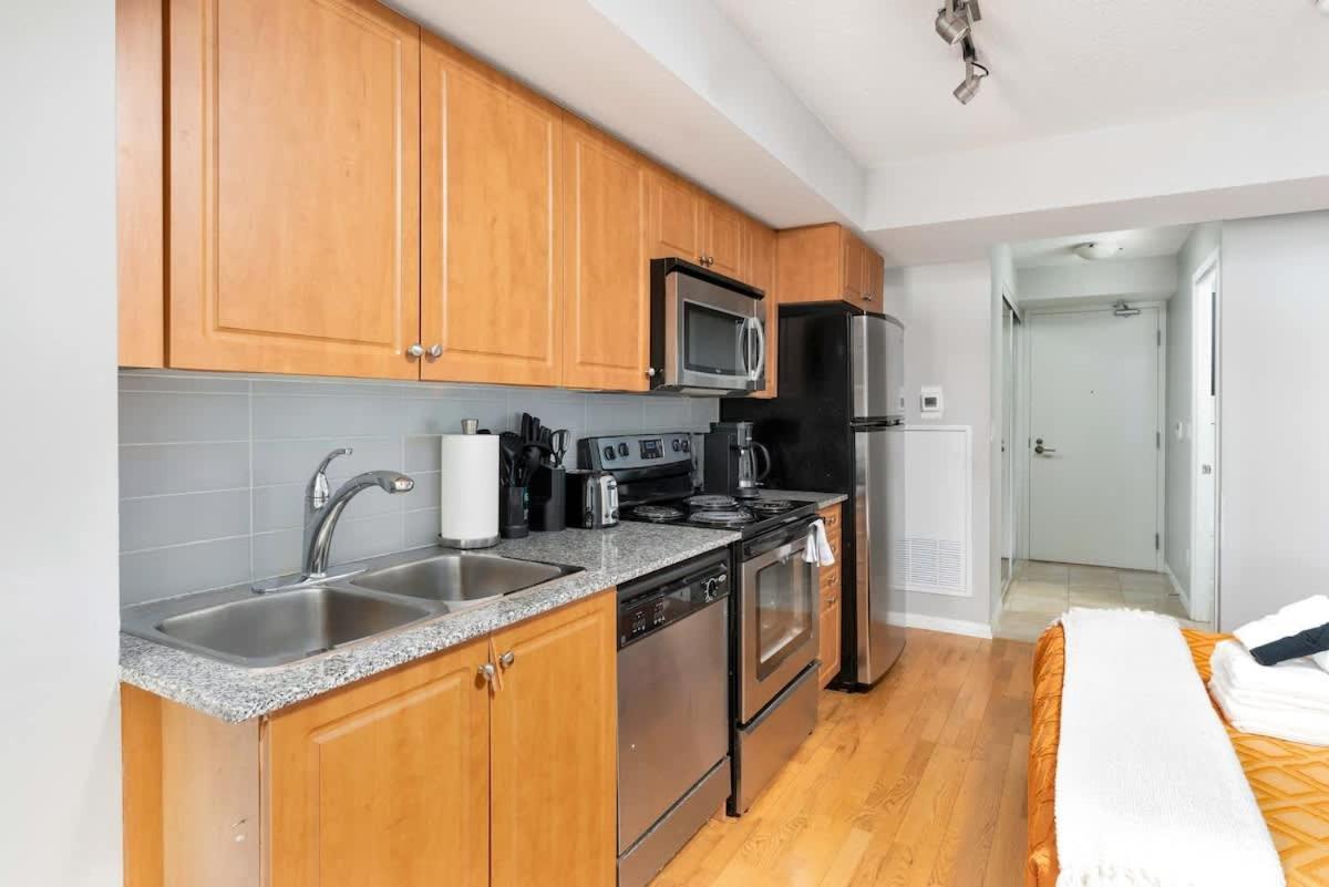Apartment Netflix And Chill By The Waterfront Downtown *