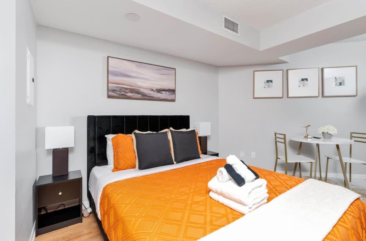 Apartment Netflix And Chill By The Waterfront Downtown *