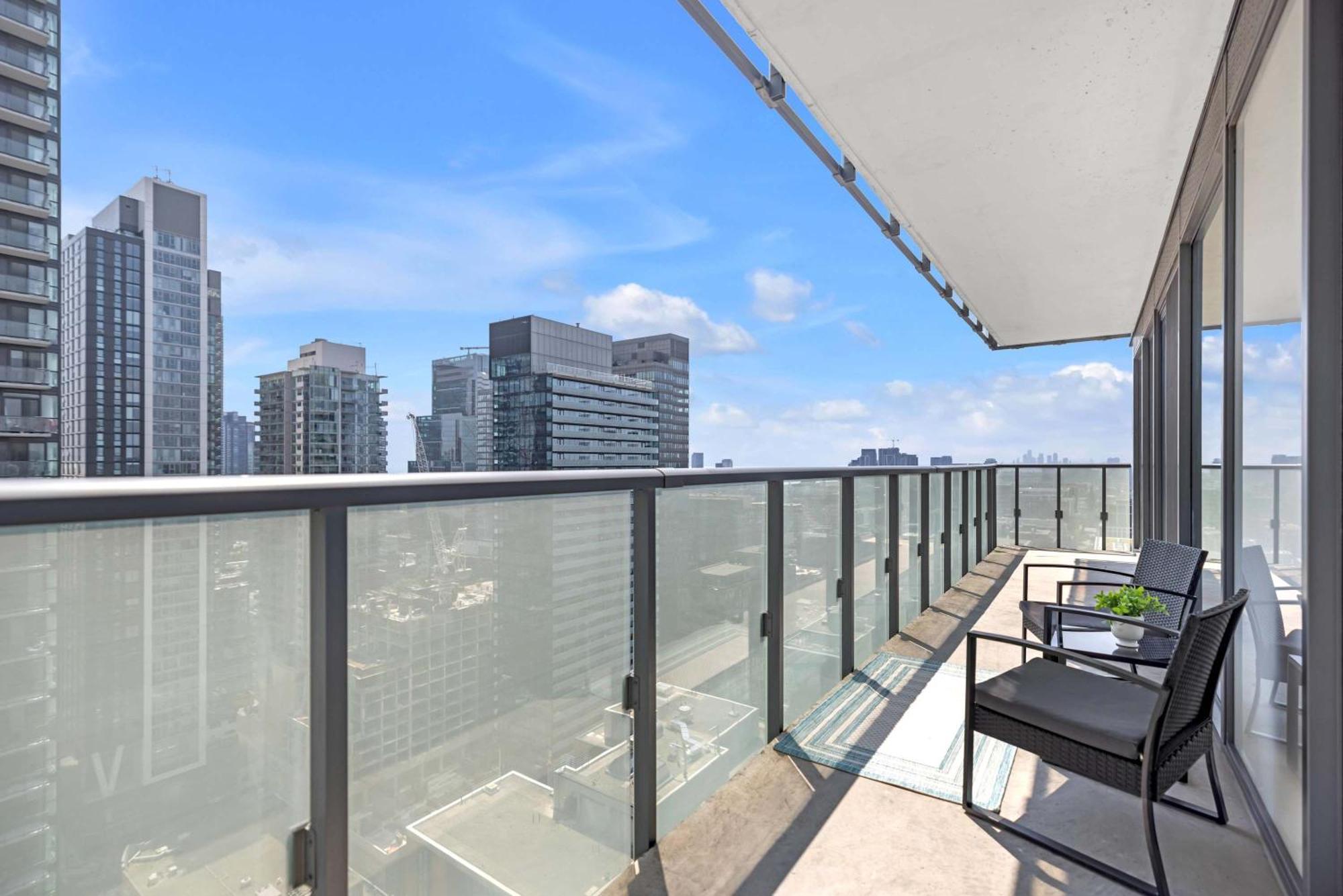 Apartment Bright & Modern Suit Toronto