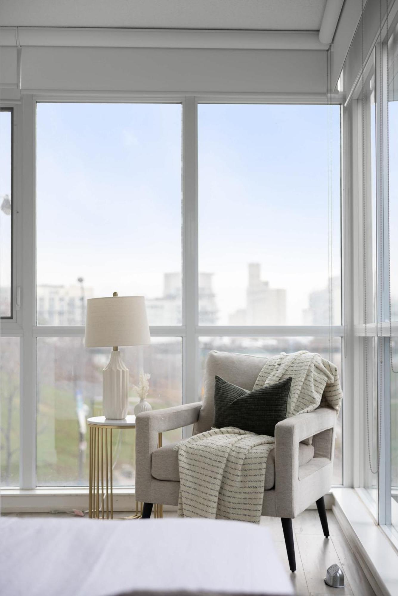 Elegant 3br W Parking In *